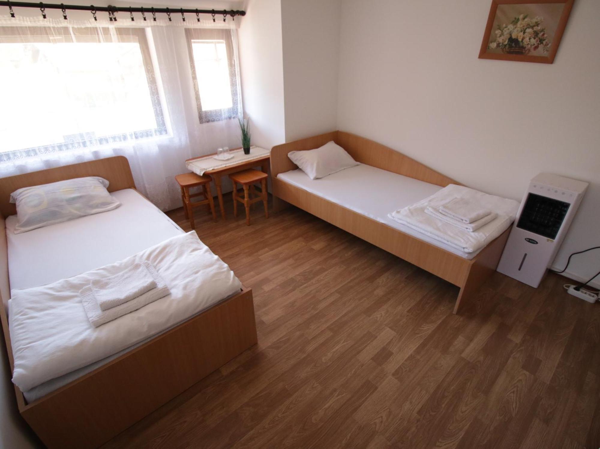 Rooms Jankovic Donji Milanovac Esterno foto
