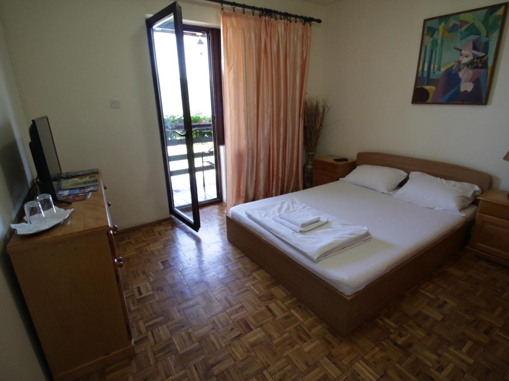Rooms Jankovic Donji Milanovac Esterno foto